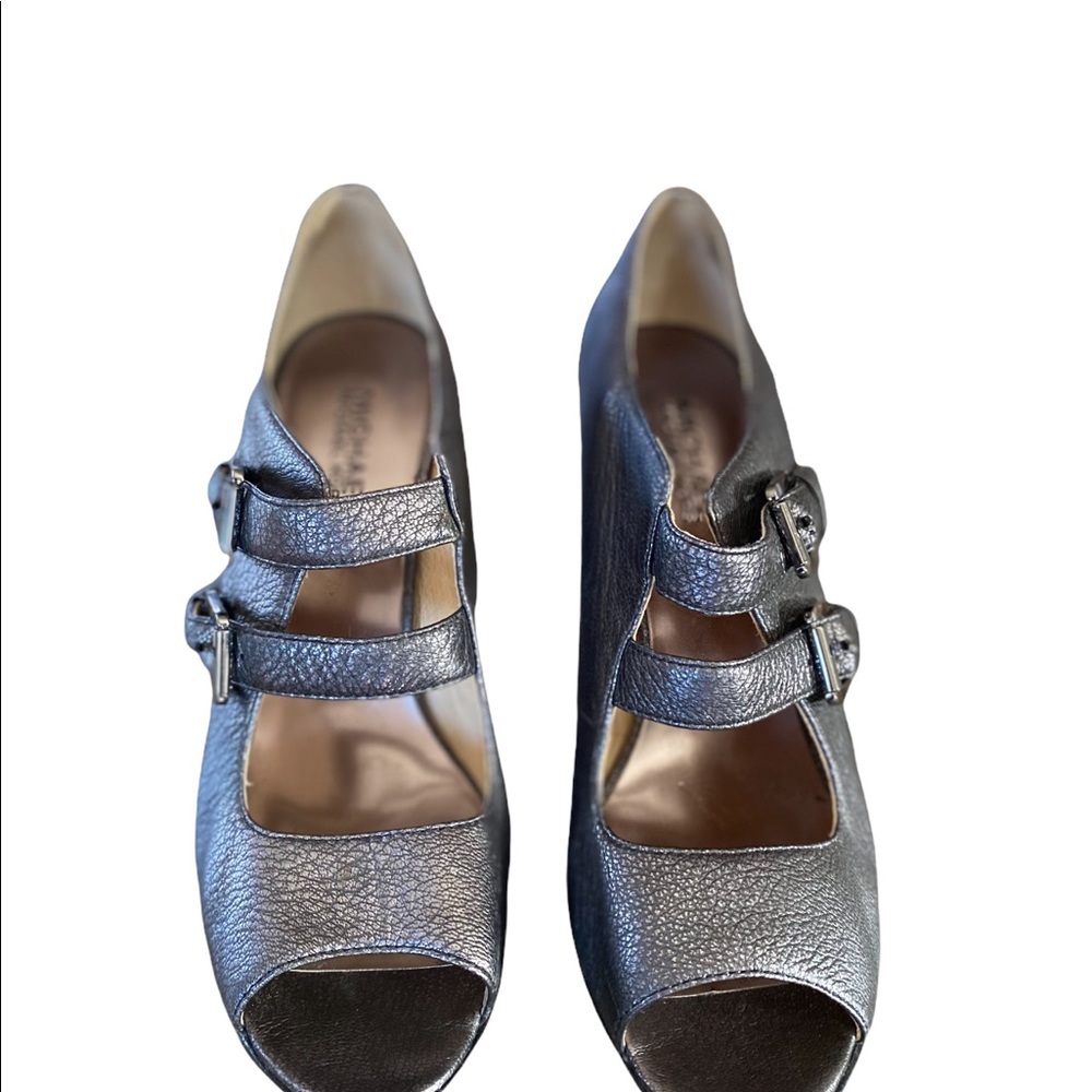 Michael Kors silver/pewter open toe 4 1/2 inch stilettos. Size 9 M like new! - Picture 6 of 11